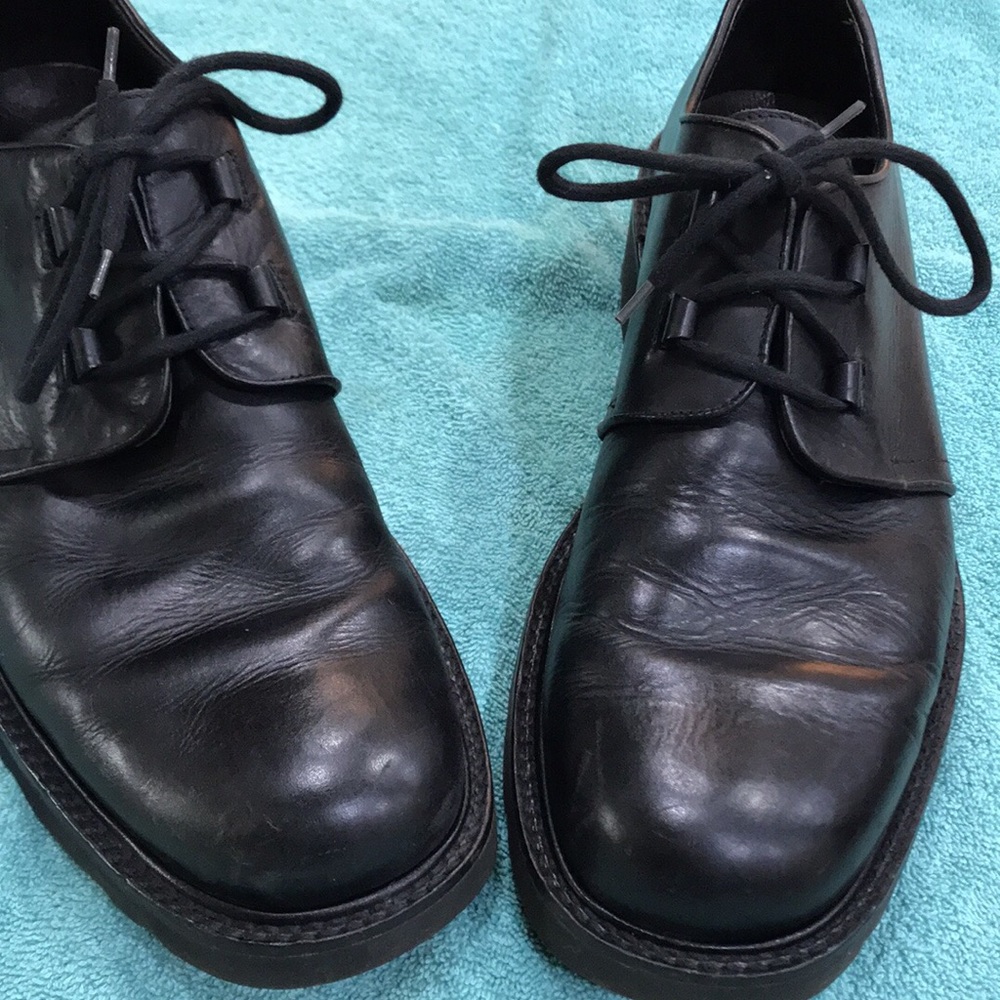 Nice men’s leather shoes size 13